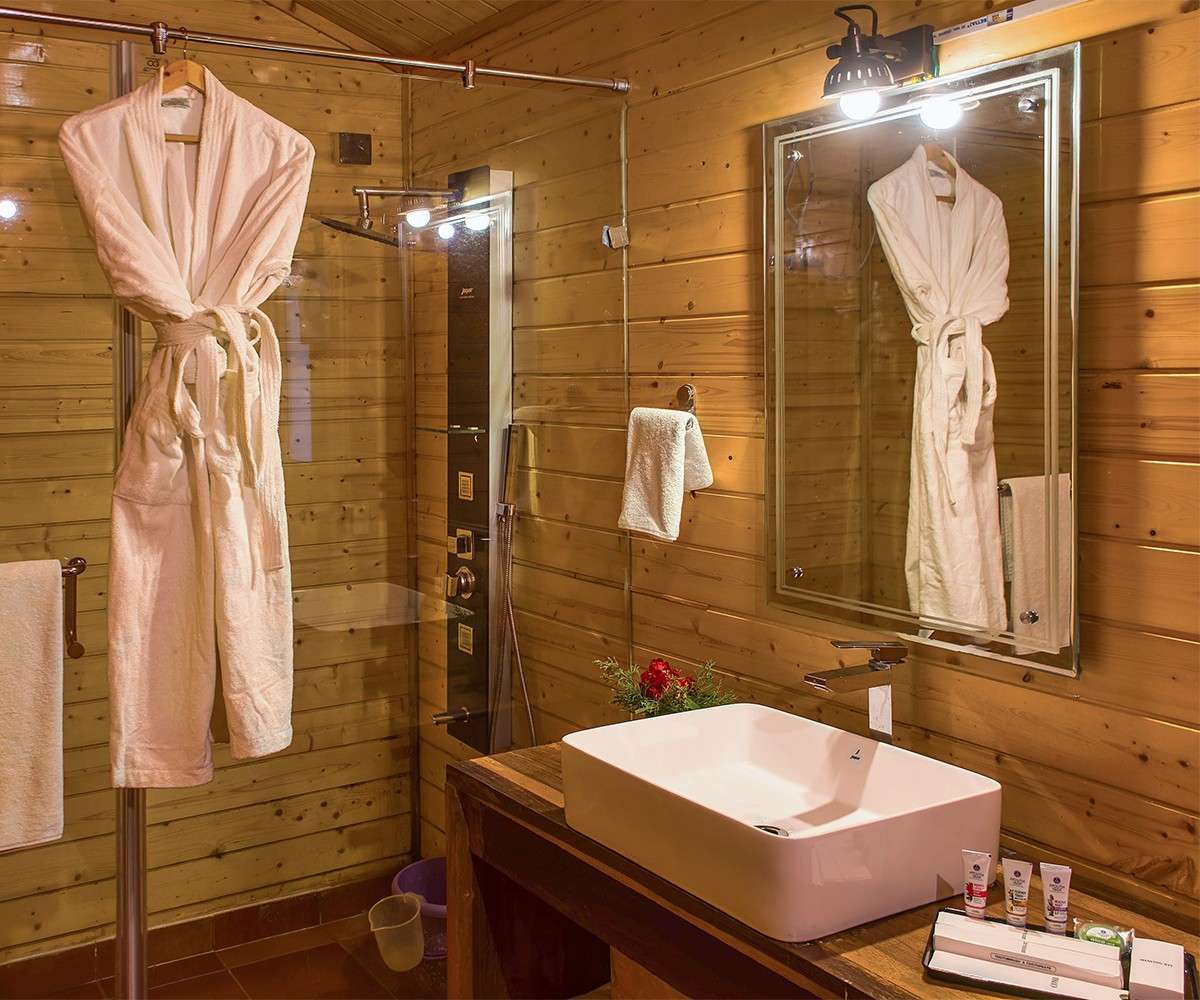 Classic Wooden Bathroom Design