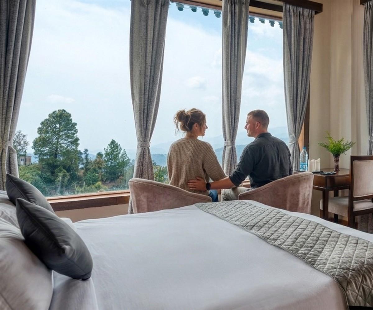 Room With Stunning Hill Views