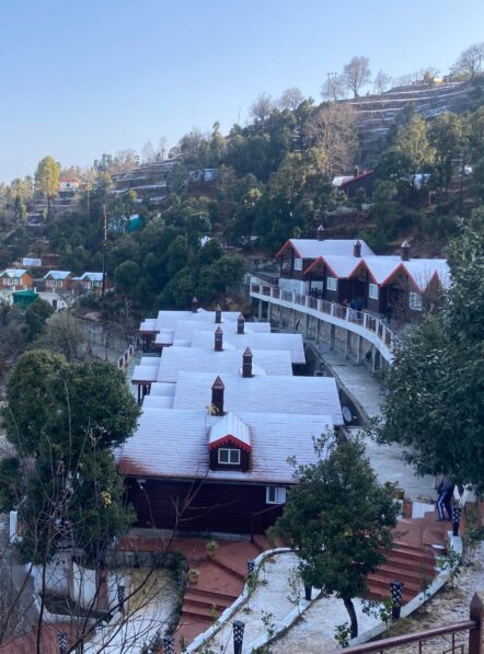 best resort in mukteshwar